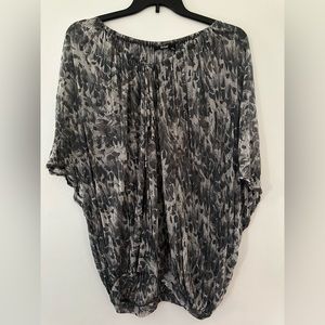 Flowing Women’s Blouse